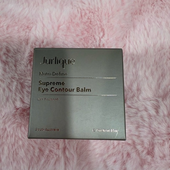 JURLIQUE
NUTRI-DEFINE SUPREME EYE CONTOUR
BALM
Size: 15ml/0.5oz - Picture 10 of 11